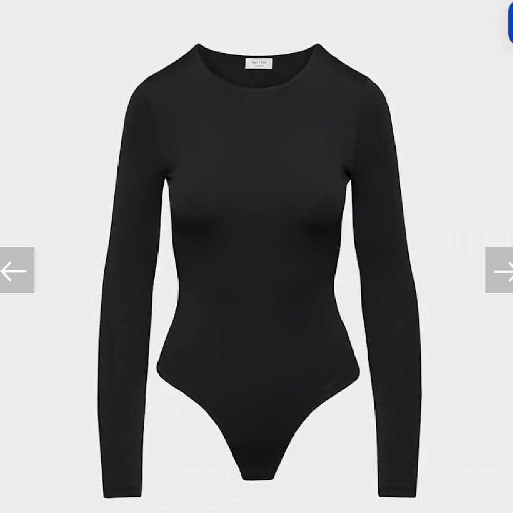 Aritzia Black Long Sleeve Contour Bodysuit
